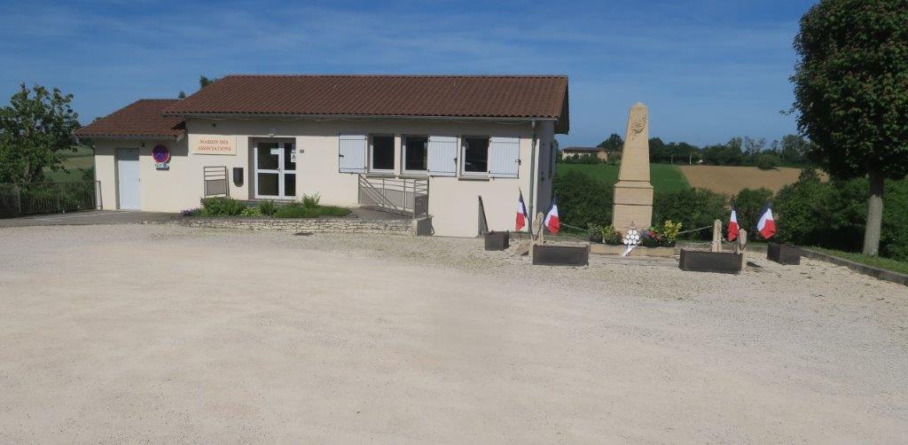 Place publique et maison des associations