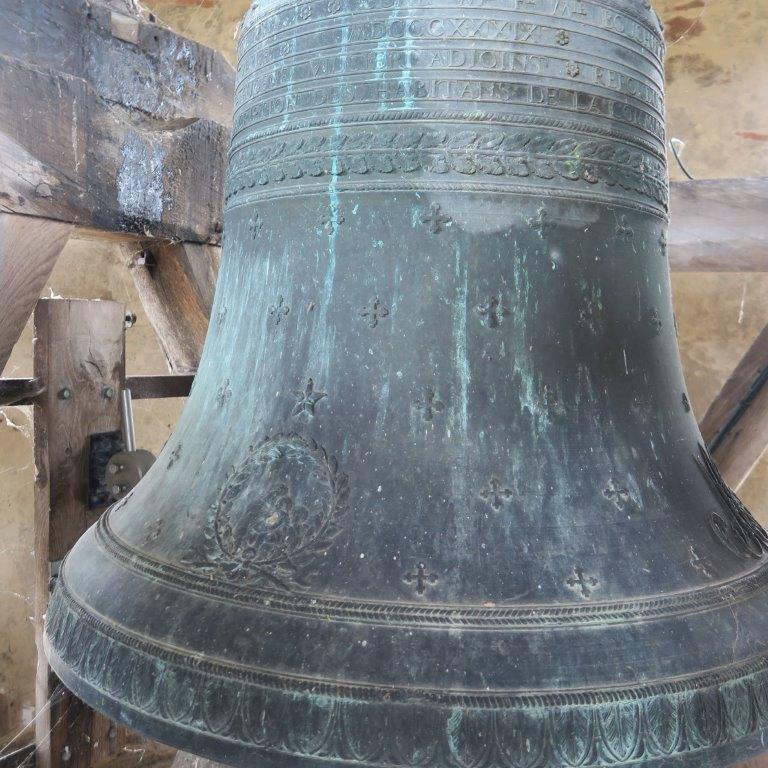 Cloche église de Saint-Julien-sur-Veyle